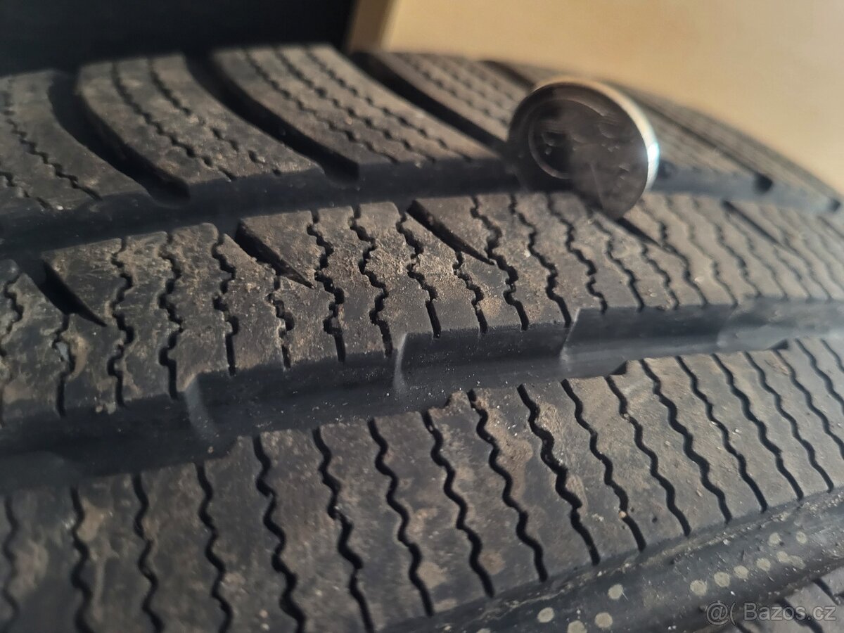 Zimní pneu 225 50 17 - 2