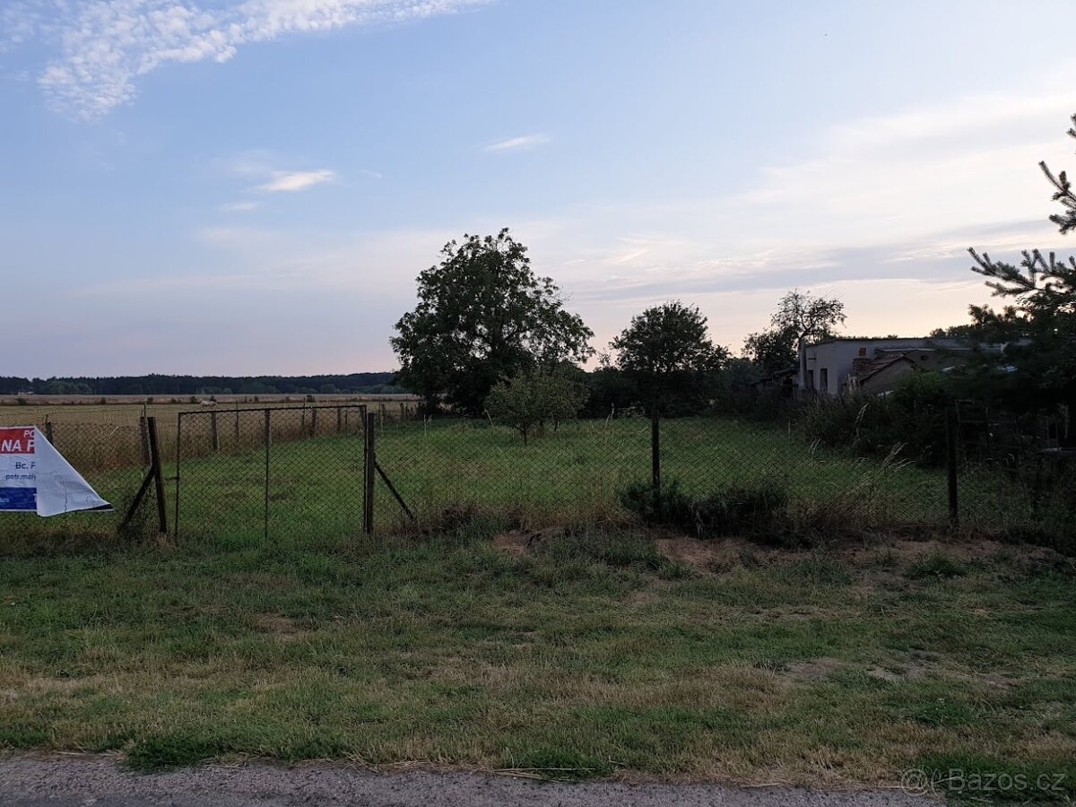 Stavební pozemek Skochovice - 2