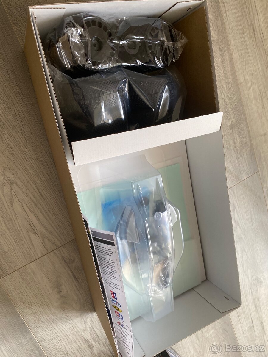 Rc bugy model 1/10 - 2