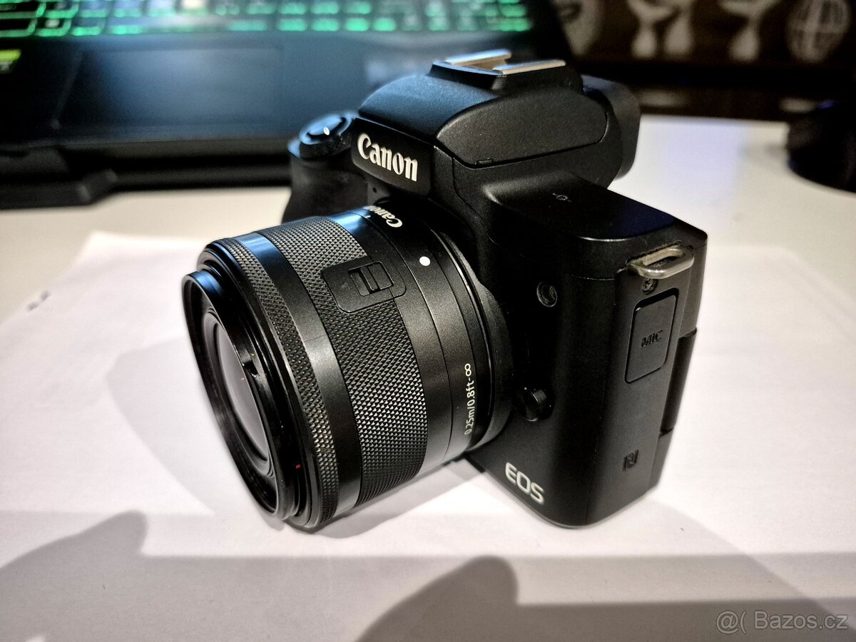 Bezzrcadlovka Canon M50 Mark I - 2