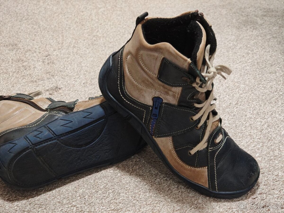 Dámské zateplené celokožené boty. Velikost 40 - 2