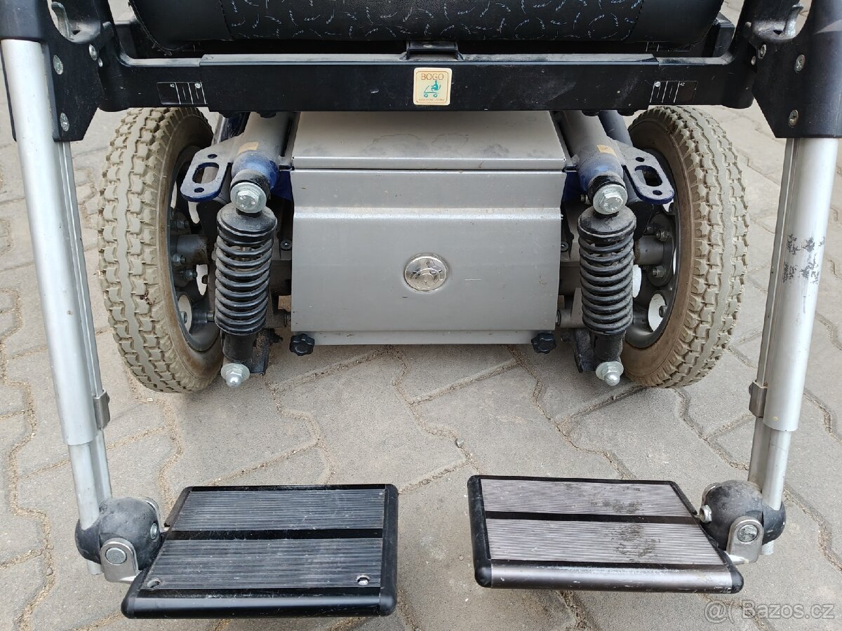 Elektrický invalidní vozík - 2