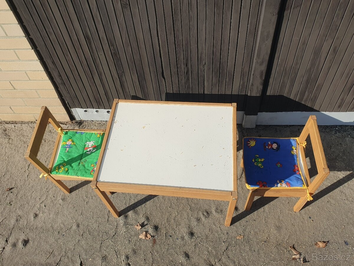 Dětský stolek s židlemi IKEA - 2