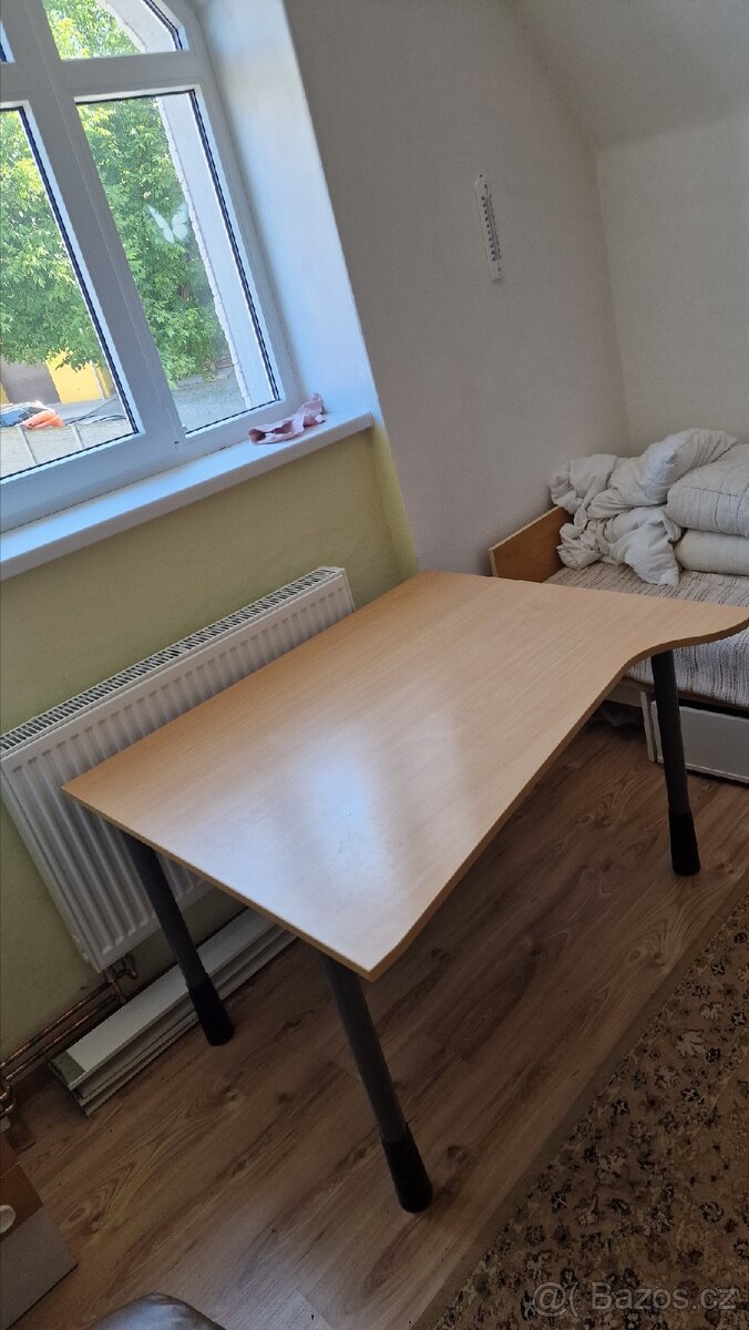 Kvalitní stůl - 2