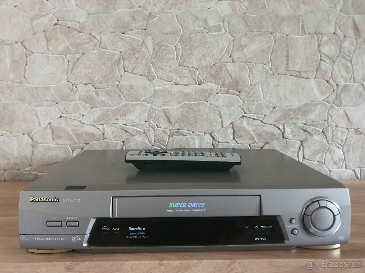 Videorekordér Panasonic NV-SJ412EE-S - 2