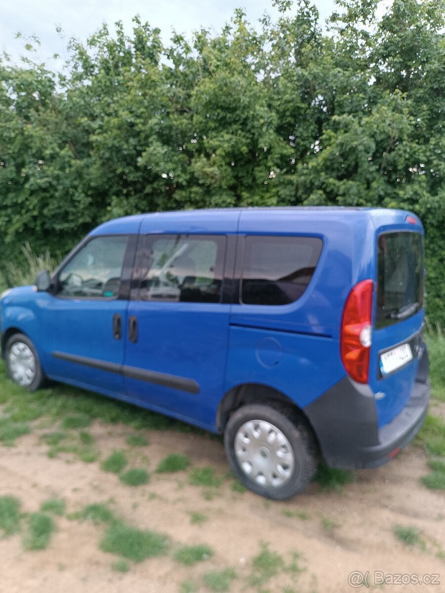 Fiat doblo 1.3. 2013 - 2