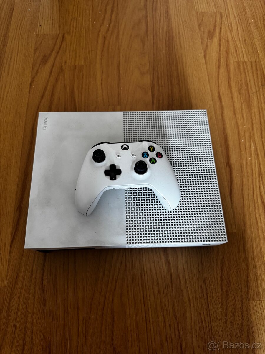 Xbox one s + ovladac - 2