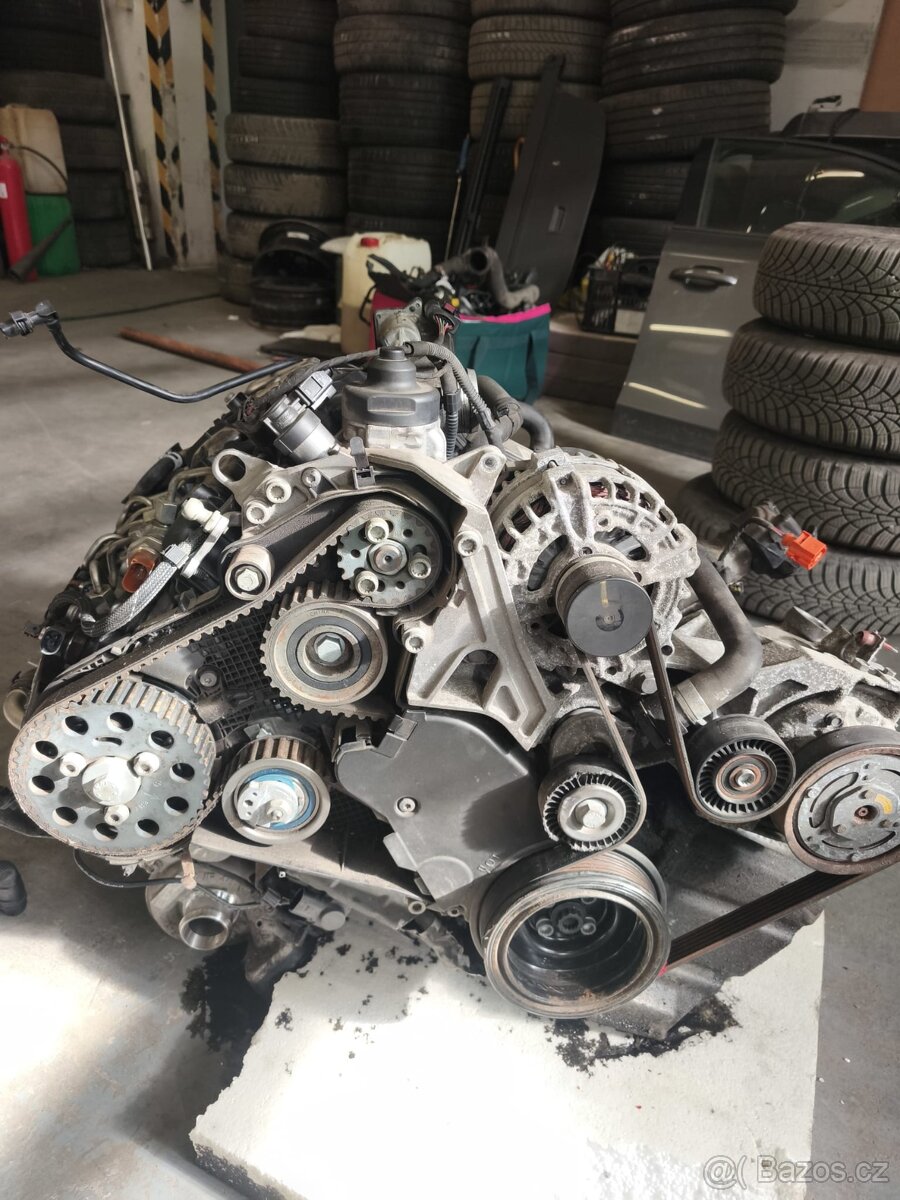 Audi A4 b8 motor CJCD - 2