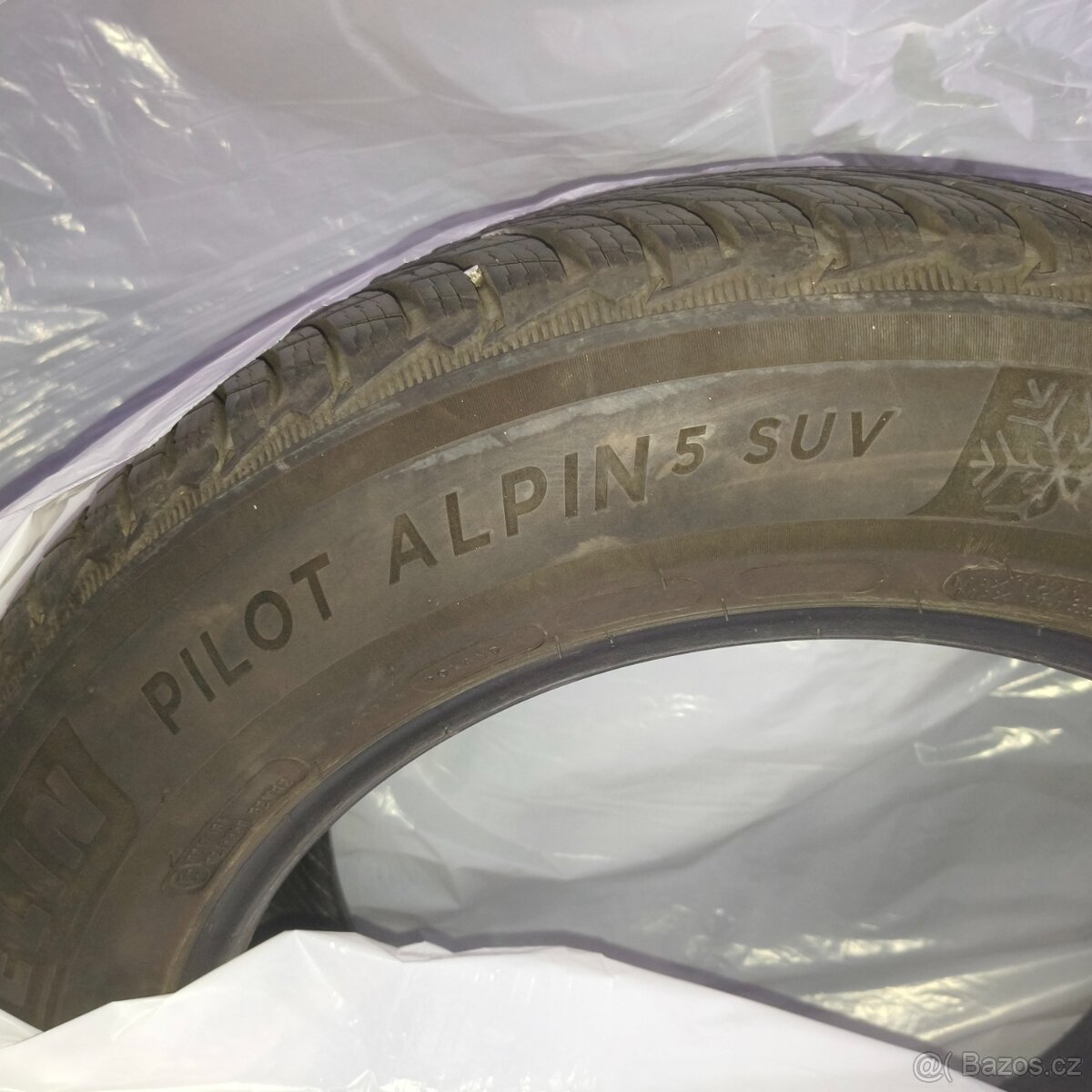 Michelin Pilot 5 225/60/18 DOT 22 - 2