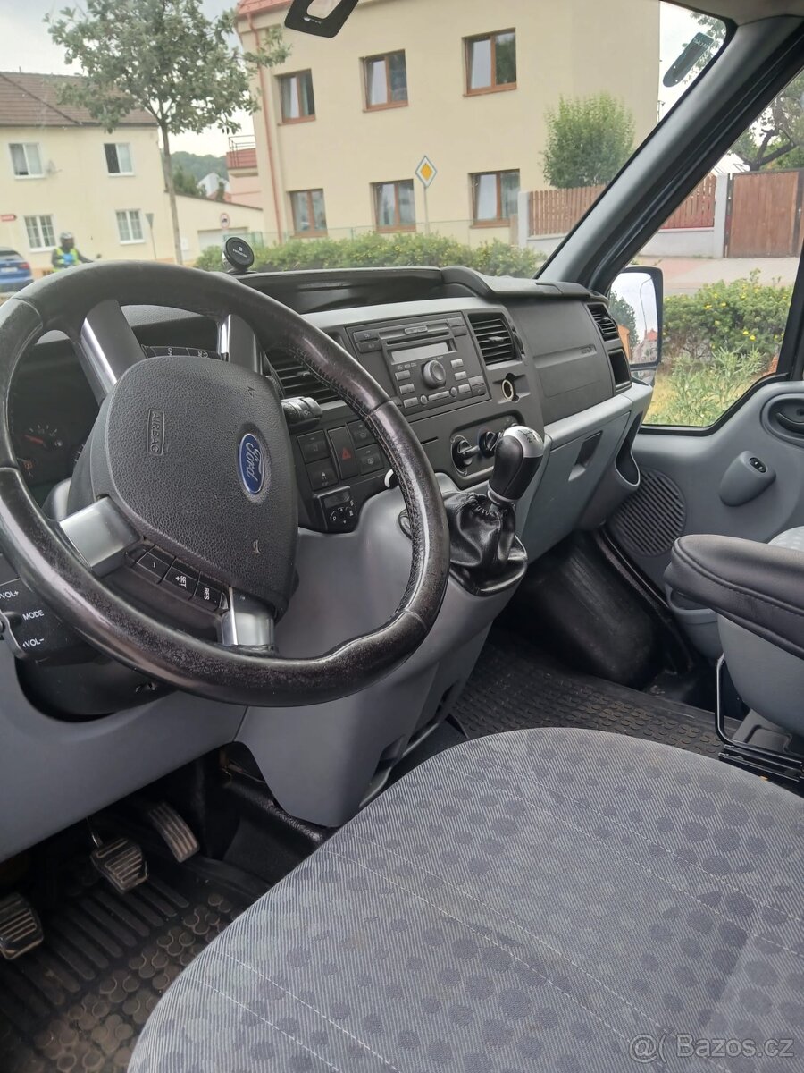 Ford tranzit - 2