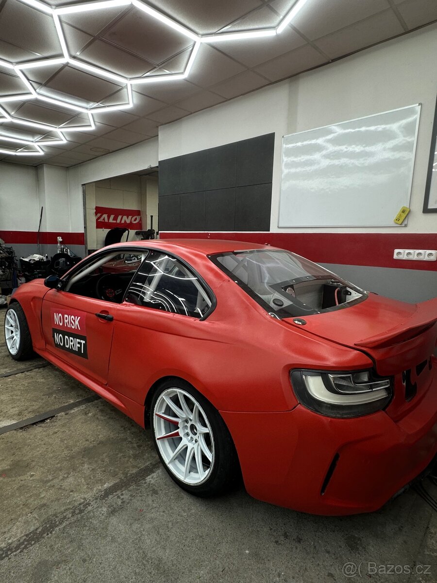 BMW E46 (m2look) 4,0i v8 drift - 2