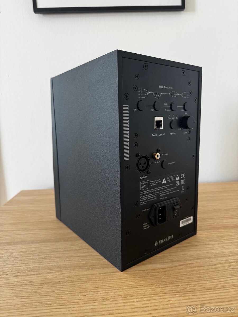Adam Audio A4V - 2