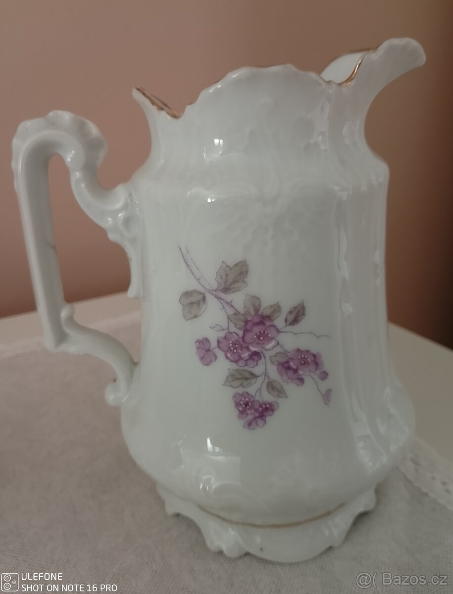 Porcelánová konvice - 2