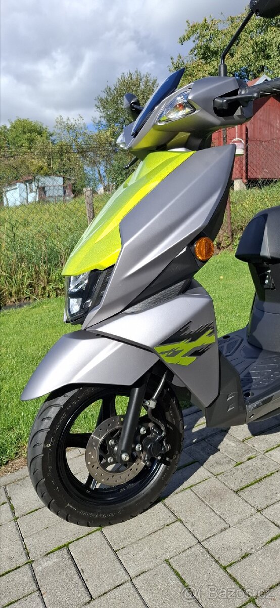 Suzuki Avenis 125 - 2