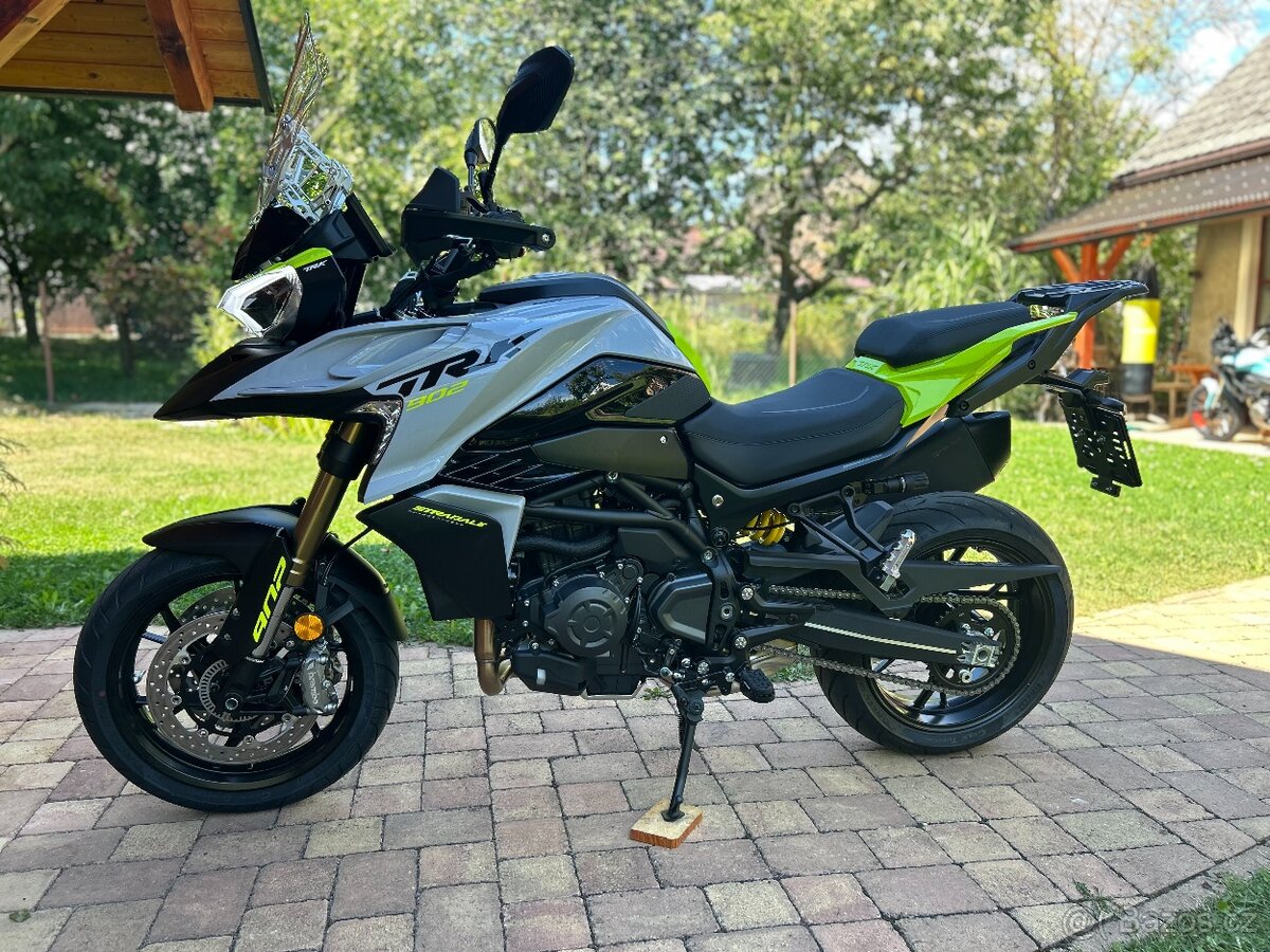 Benelli TRK 902Stradale - 2