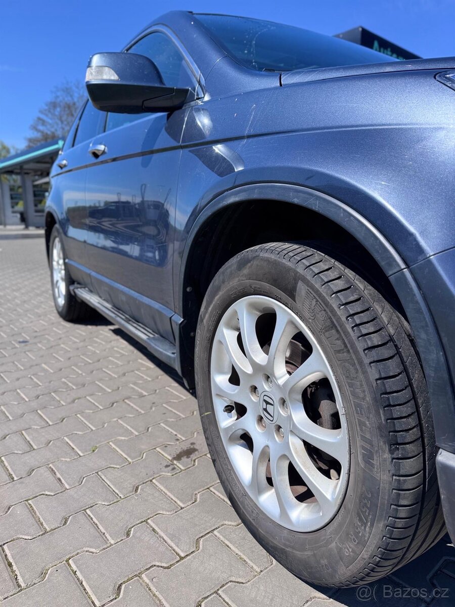 Prodám Hondu Crv 2.2 103 kW - 2