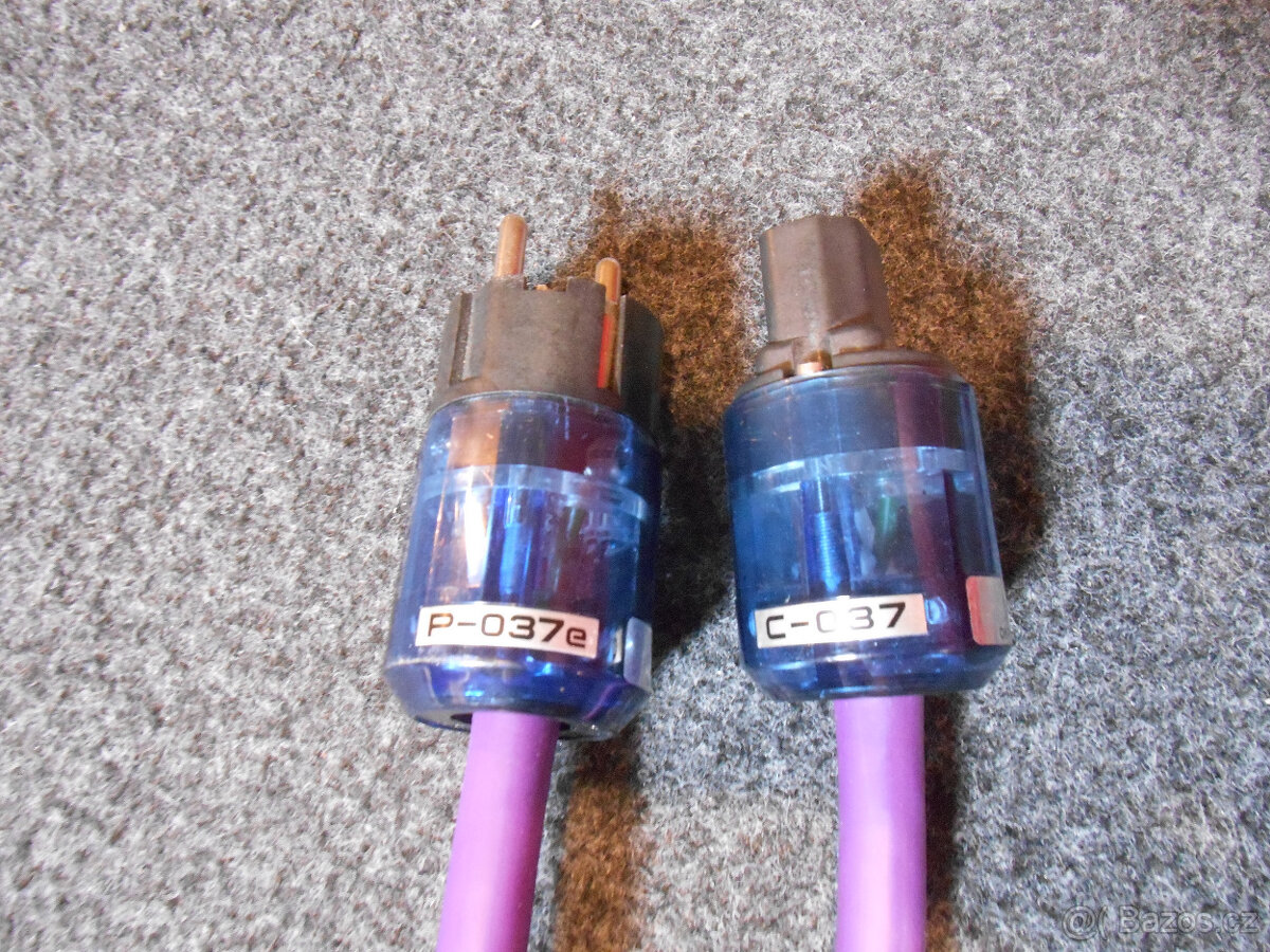 Acoustic Revive 8800 Triple C, Oyaide Rh (originál) - 2