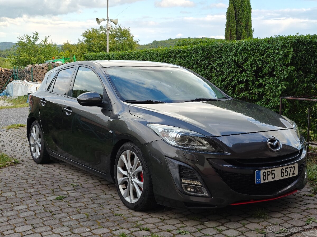 Mazda 3 2.0 top vybava Bose 150hp - 2