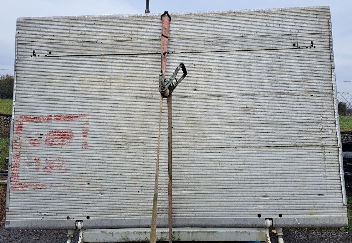 Prodám 12V hydraulické čelo Dhollandia 750kg - 2