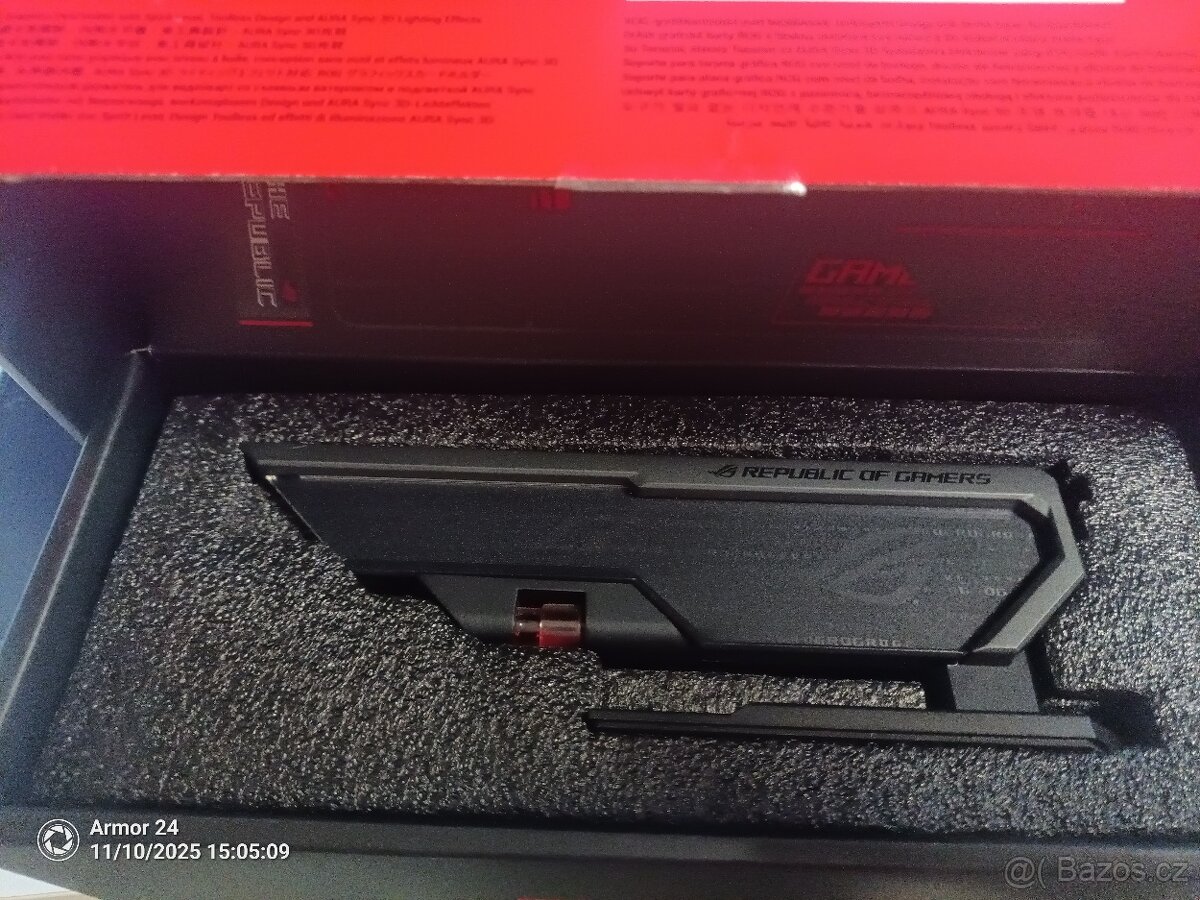ASUS ROG Herculx Graphics Card Holder - 2