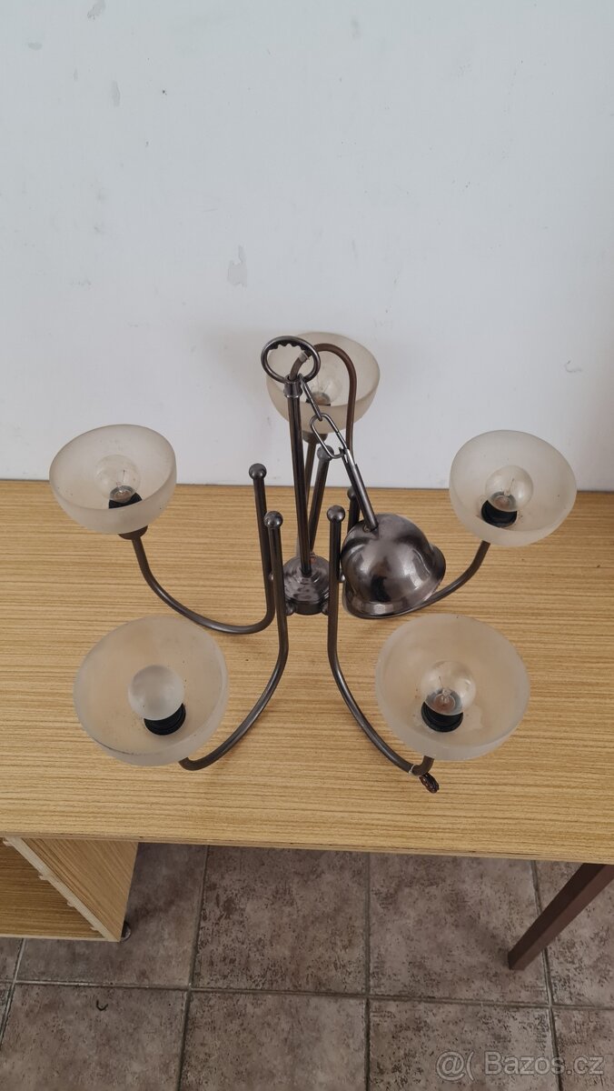 Pětiramenný kovový lustr - 2
