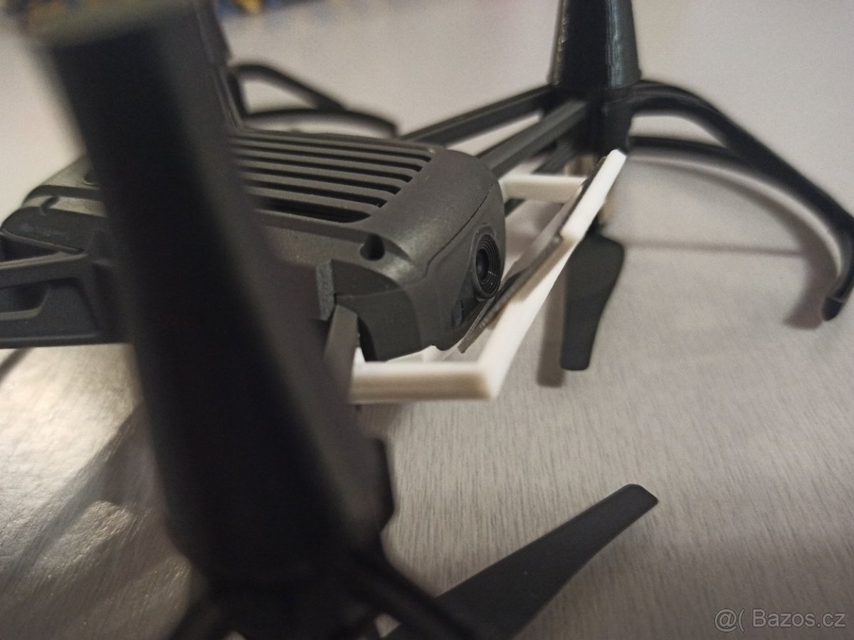 Prodám doplňky na DJI TELLO- zrcátka - 2