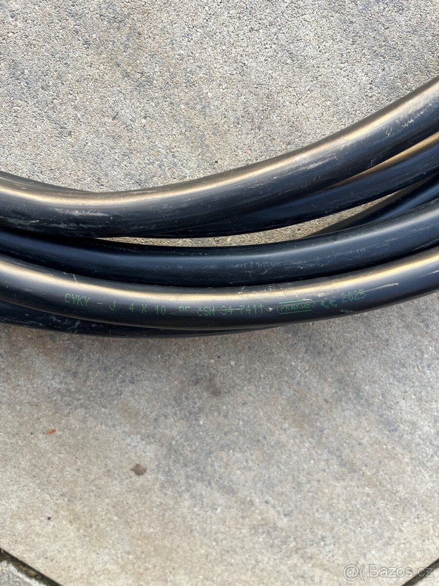 Kabel CYKY-J 4x10 - 2