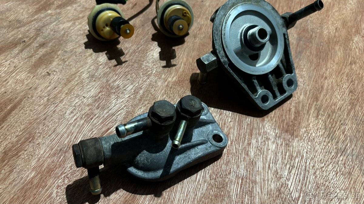 Držáky palivového filtru Nissan Patrol - 2