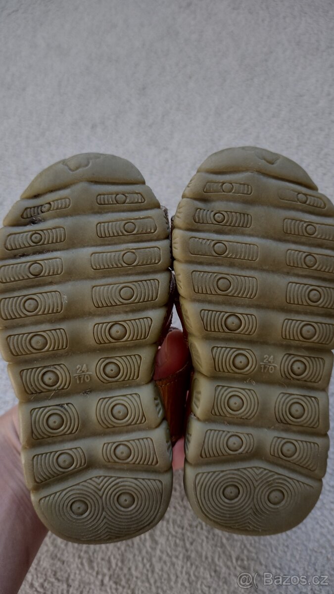 Dětské sandály 24 - 2