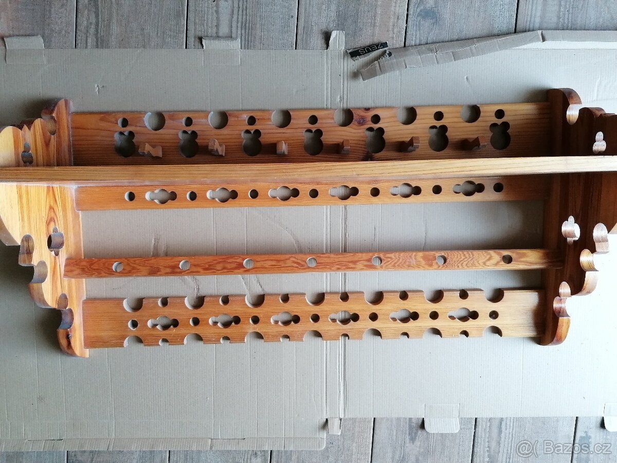 Police z masivu borovice - 2