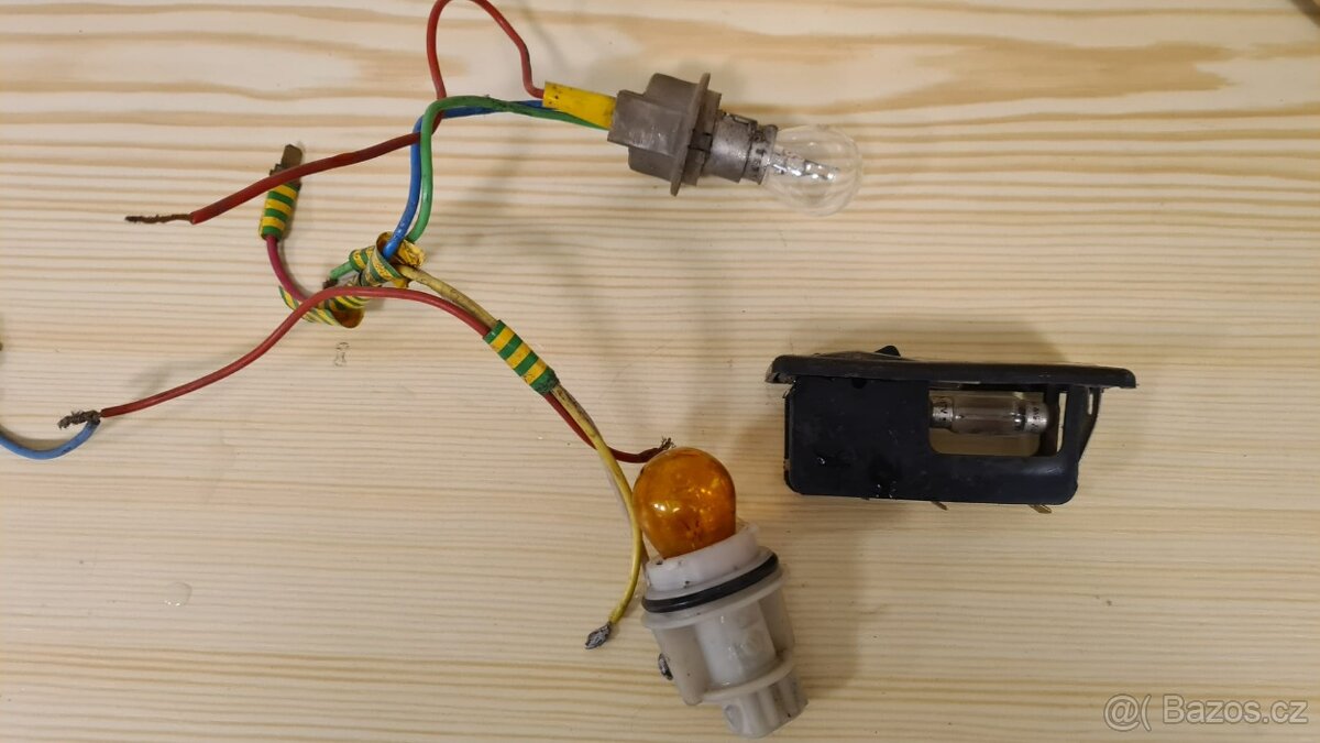 Škoda 120 interiérové světlo - 2