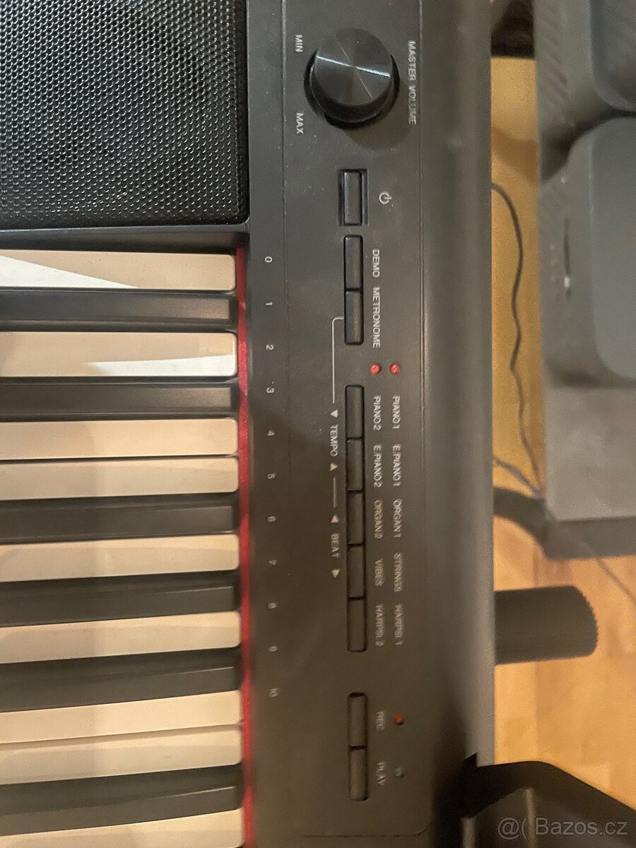 YAMAHA - digitální klávesy NP-12B - 2