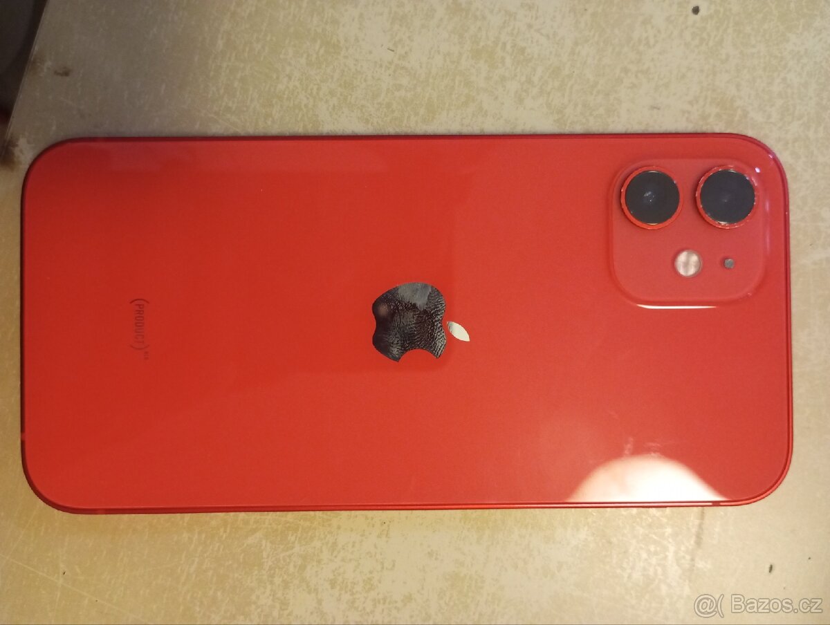 iPhone 12, baterie 100% - 2