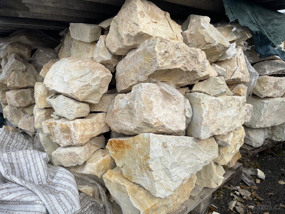 Kameny na suchou zídku - 2