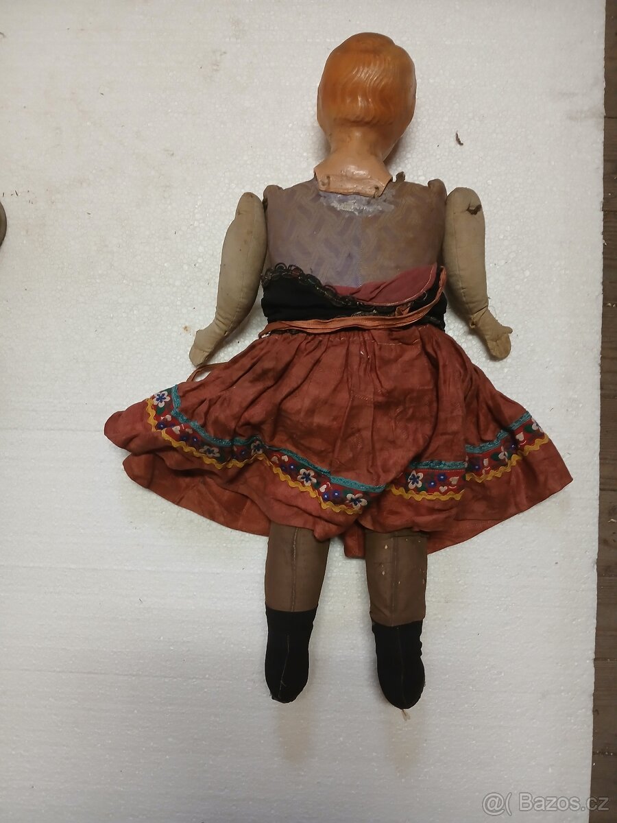Historická panenka - 2
