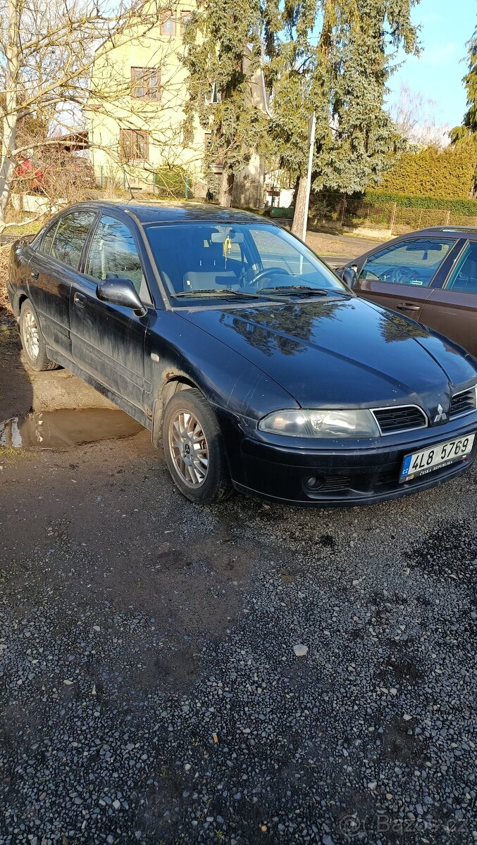 Mitsubishi carisma - 2