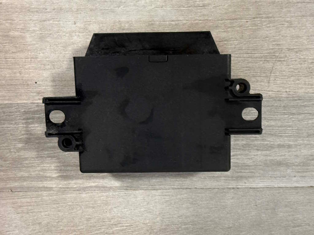 Jednotka zadních PDC - 5J0919475B 5J0919475A - 2