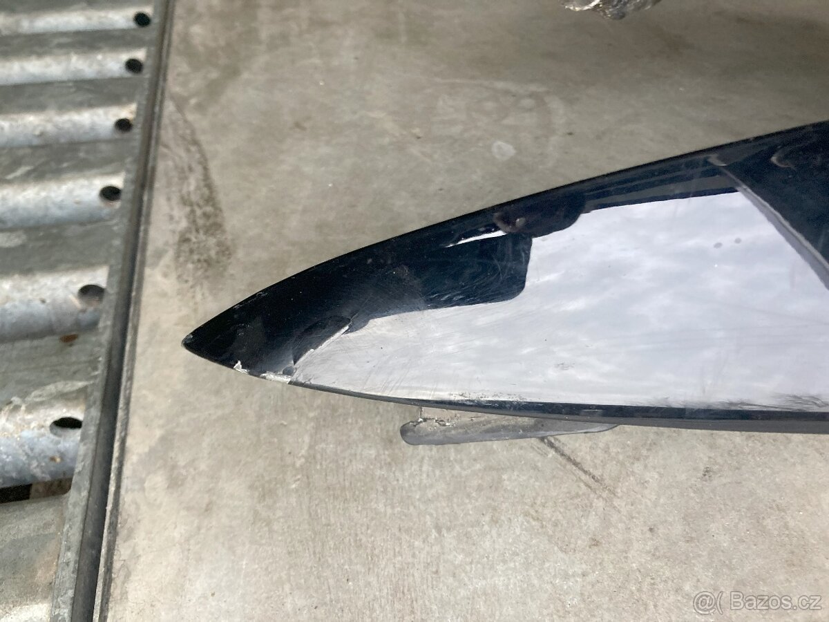 Pravý přední blatník - Ford Mondeo - 2