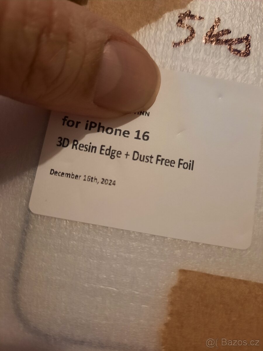 Ochranné sklo pro iPhone 16 - 2