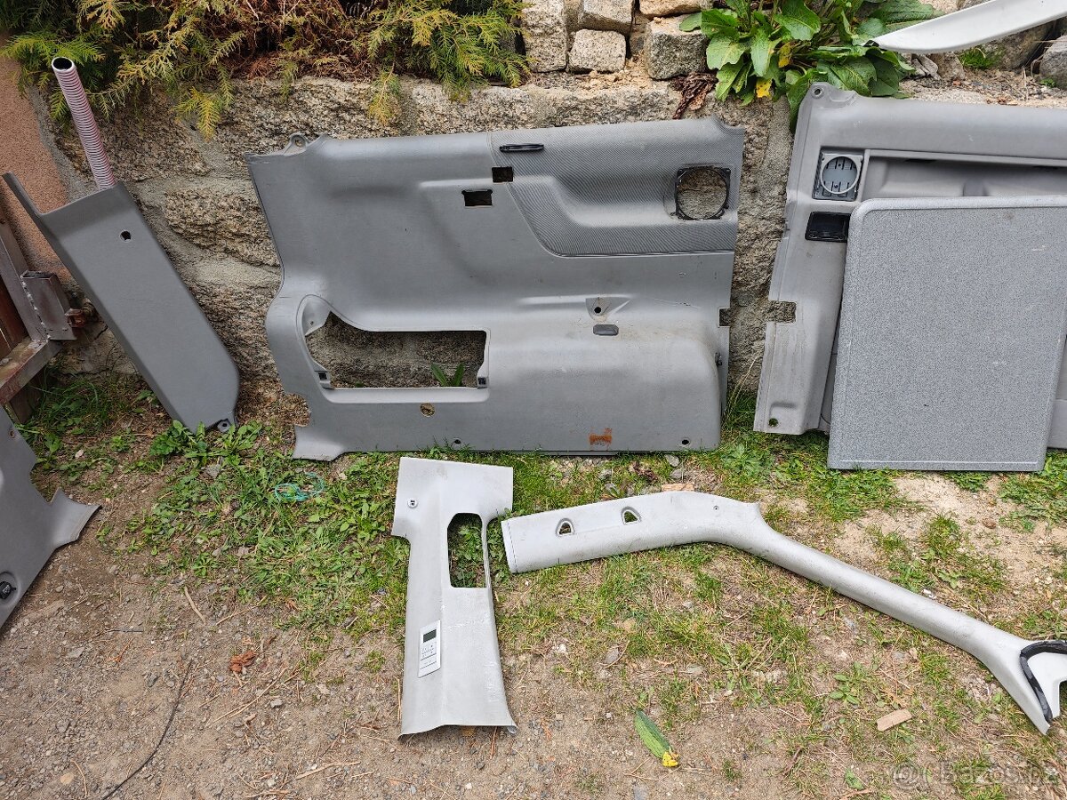 Prodám věci Interiér Multivan T4 - 2