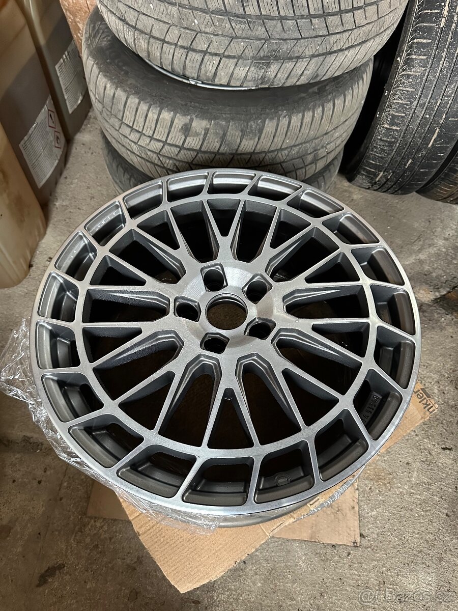 5x112 R19 Dotz - 2