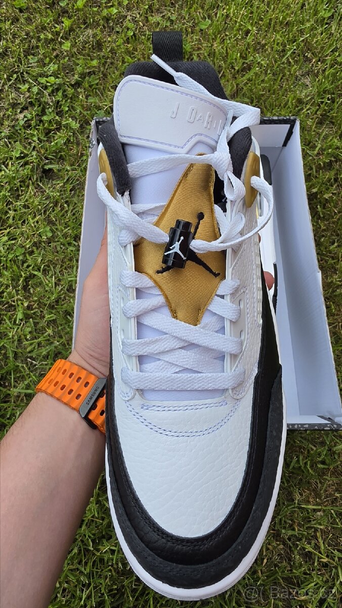 Jordan spizike low 45eu - 2