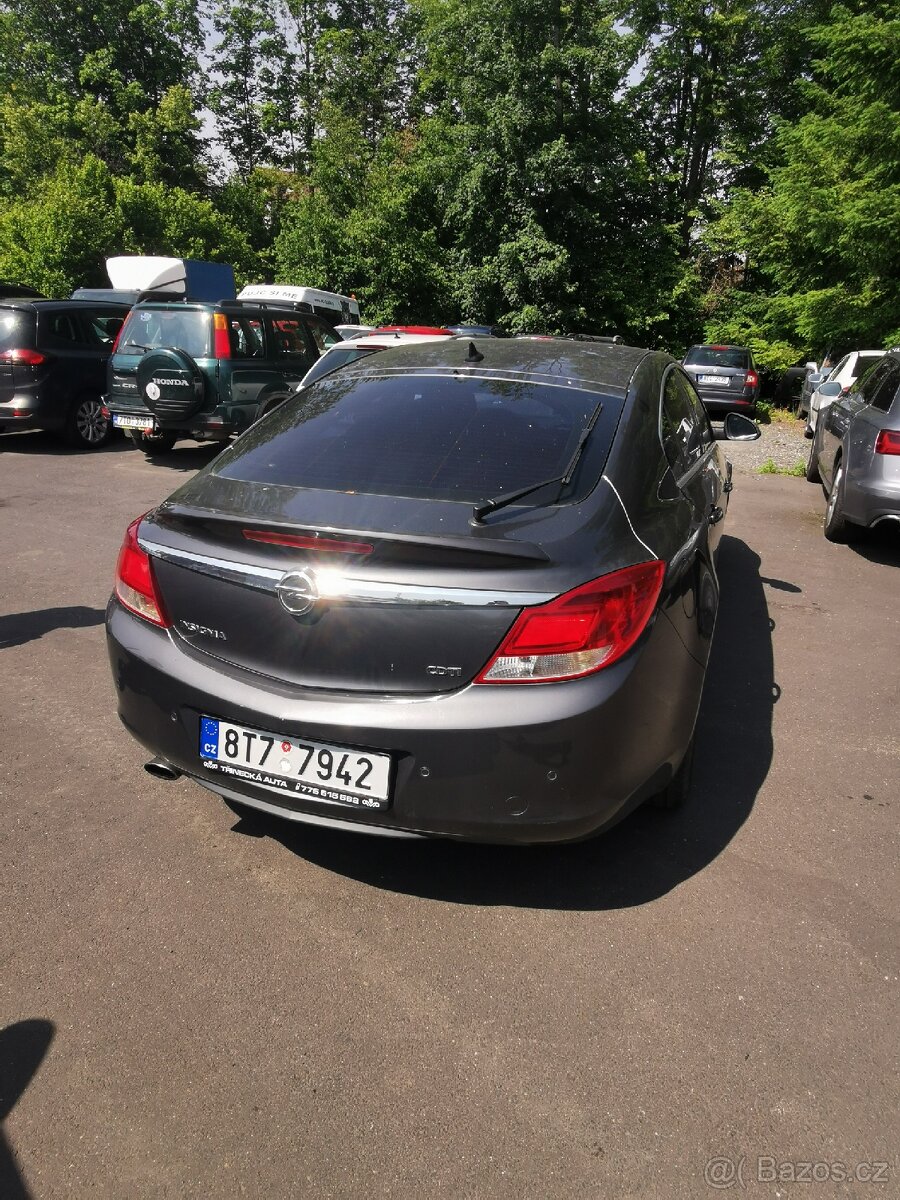Opel Insignia - 2