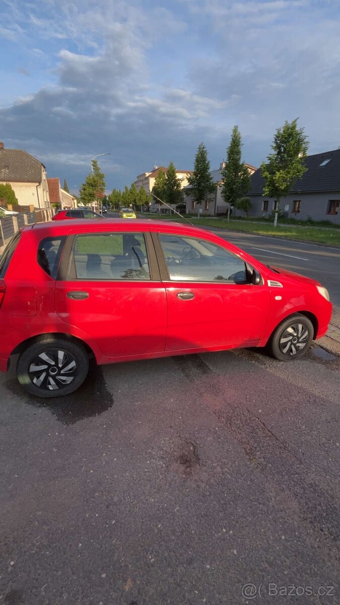 Chevrolet Aveo - 2