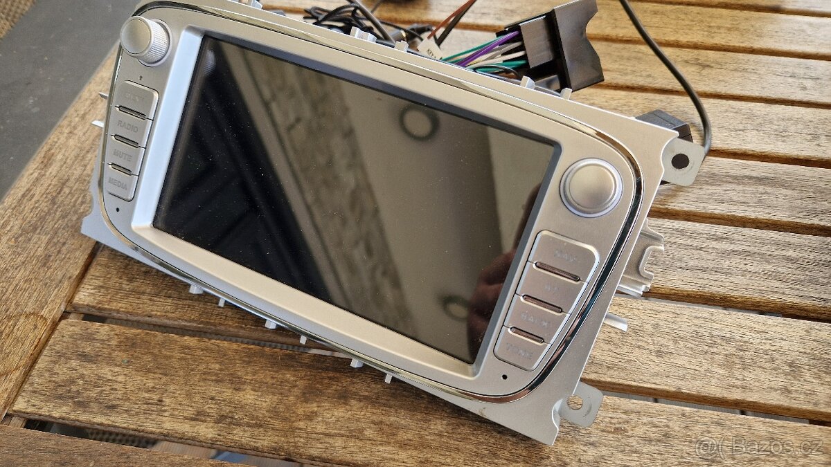 Android autoradio Ford dotykové - 2