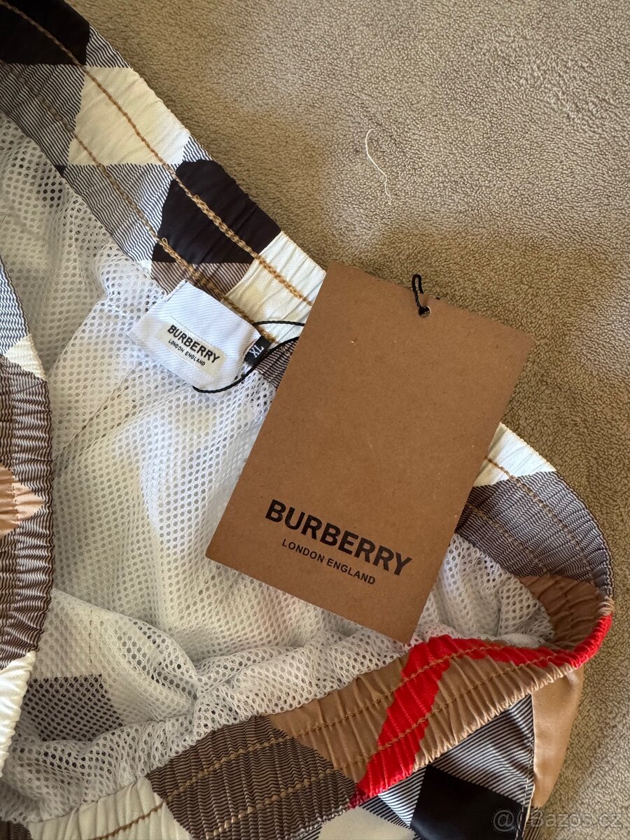 burberry kraťasy - 2