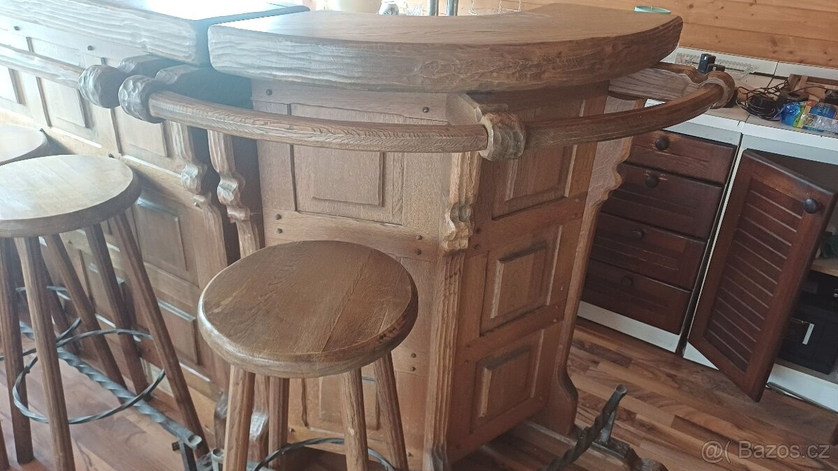 Rustikální dřevěný bar - 2