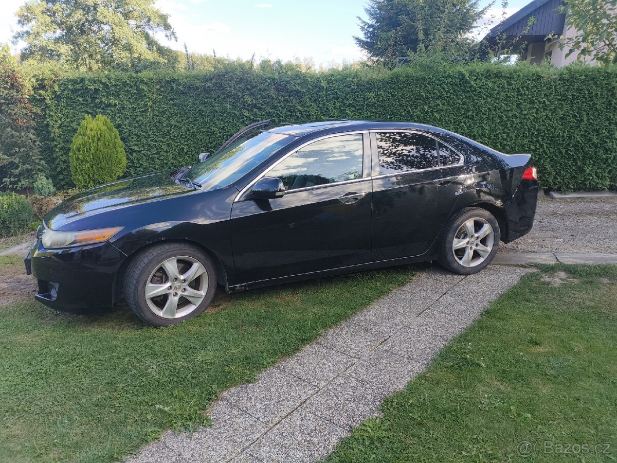 Honda Accord 8g - 2