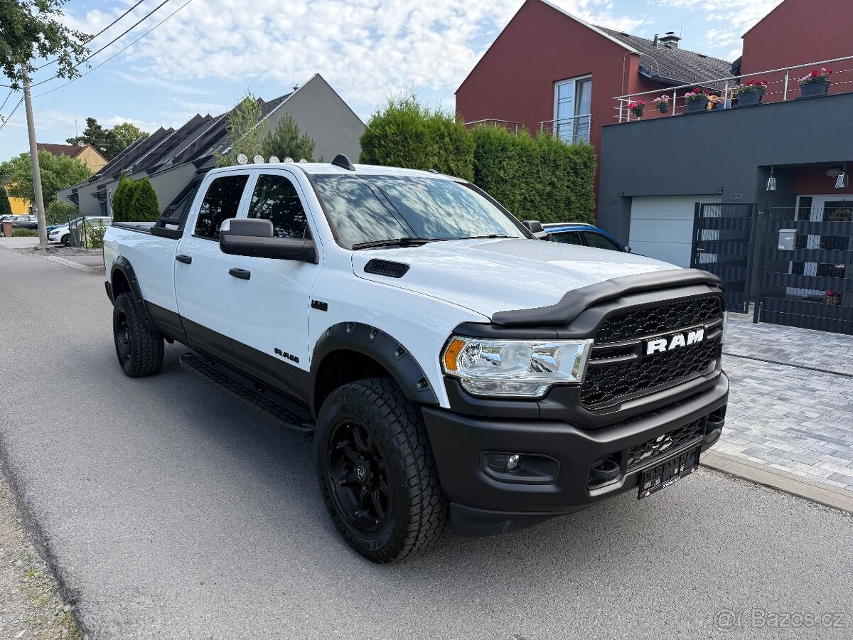 DODGE RAM 2500 LPG HEAVY DUTY 8feet