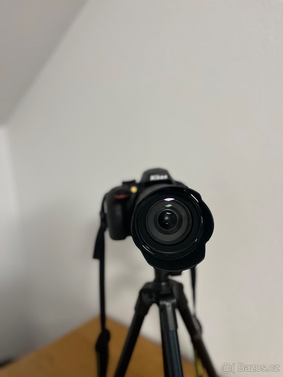 Nikon D3400 - 2